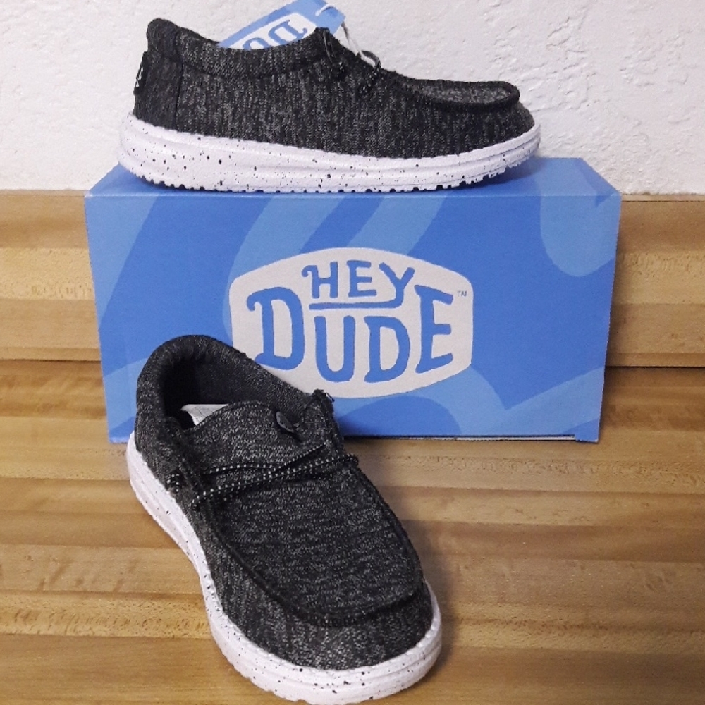 "Hey Dude" Wally Youth Sport Knit Boys Shoe Sizes 12 Tod